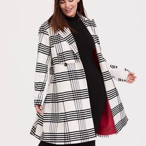 NWT 3X TORRID Black and White Plaid Woolen Statement Coat